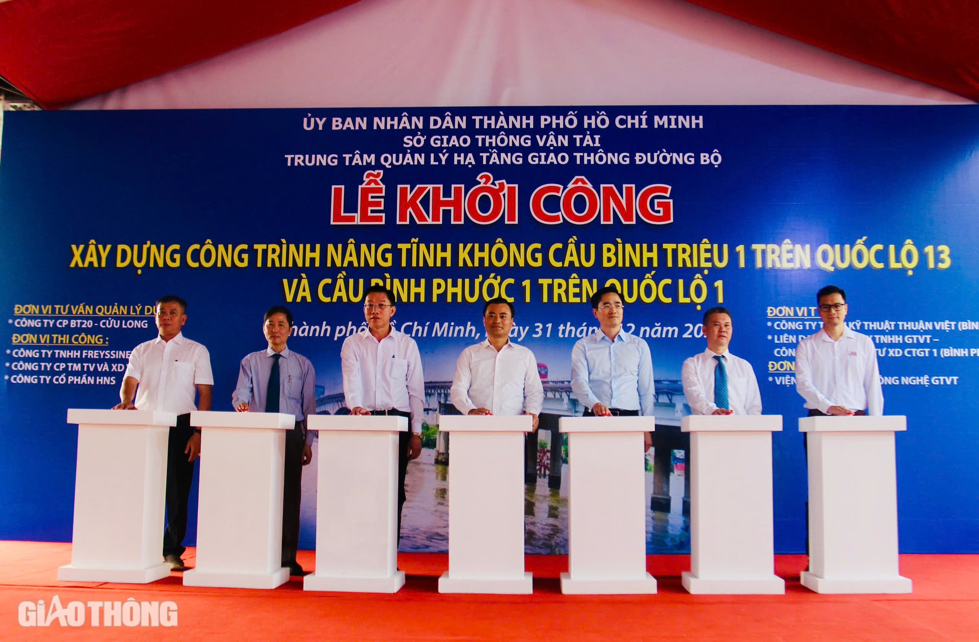TP.HCM: Bắt đầu n&acirc;ng tĩnh kh&ocirc;ng cầu B&igrave;nh Triệu 1 v&agrave; B&igrave;nh Phước 1 l&ecirc;n mức 7m- Ảnh 1.