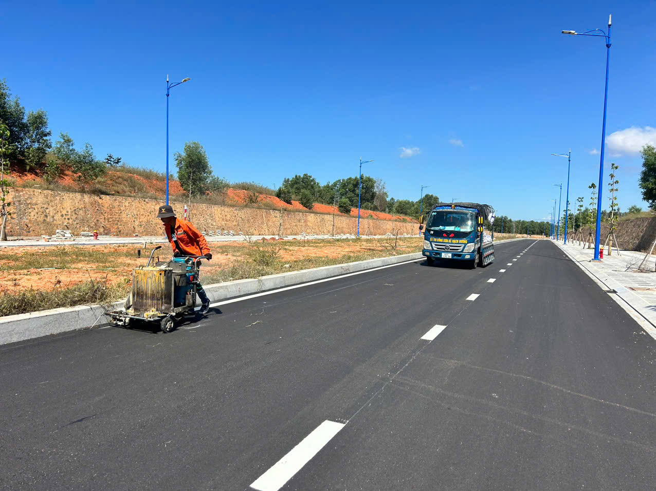 Th&ocirc;ng xe tuyến đường 3,6km kết nối s&acirc;n bay Phan Thiết- Ảnh 1.
