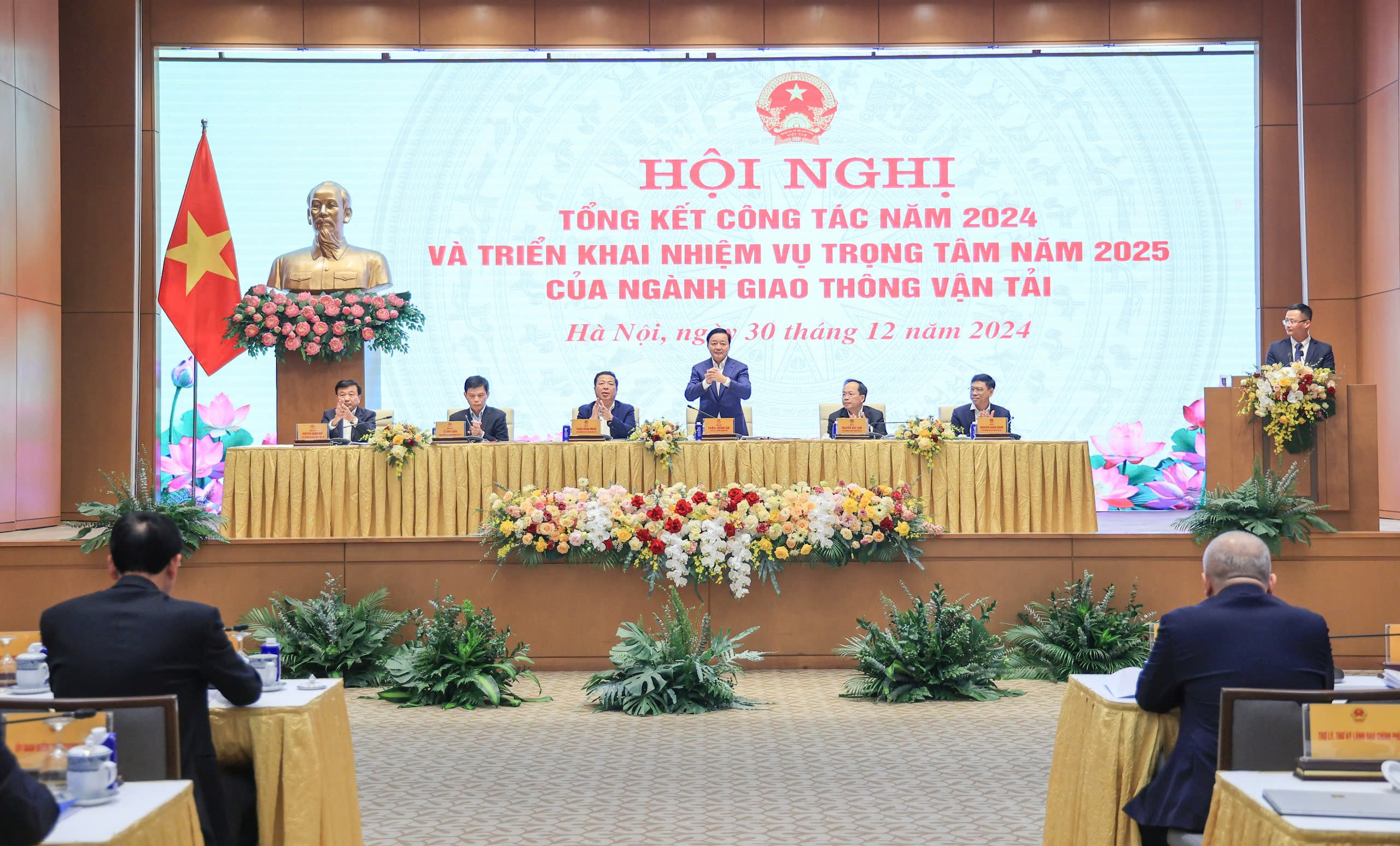 "&Ocirc;ng lớn h&agrave;ng hải" VIMC v&agrave; kh&aacute;t vọng vươn ra biển lớn- Ảnh 1.