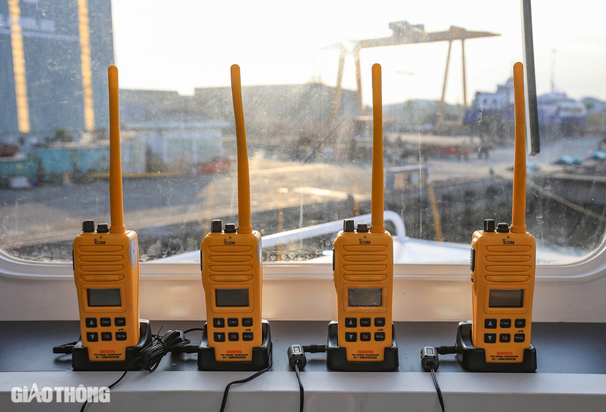 Mục sở thị t&agrave;u t&igrave;m kiếm cứu nạn lớn nhất Việt Nam- Ảnh 5.