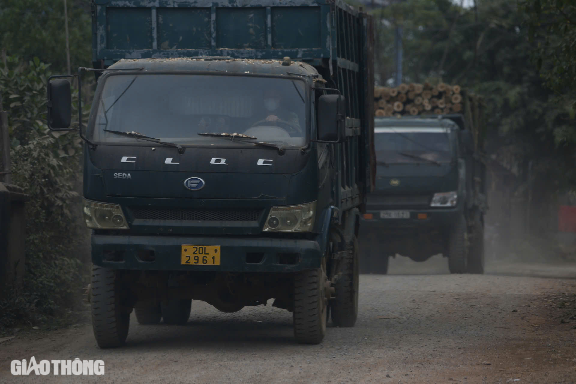 Bất an tr&ecirc;n tuyến đường li&ecirc;n x&atilde; đi 3km mất hơn nửa giờ ở Th&aacute;i Nguy&ecirc;n- Ảnh 5.