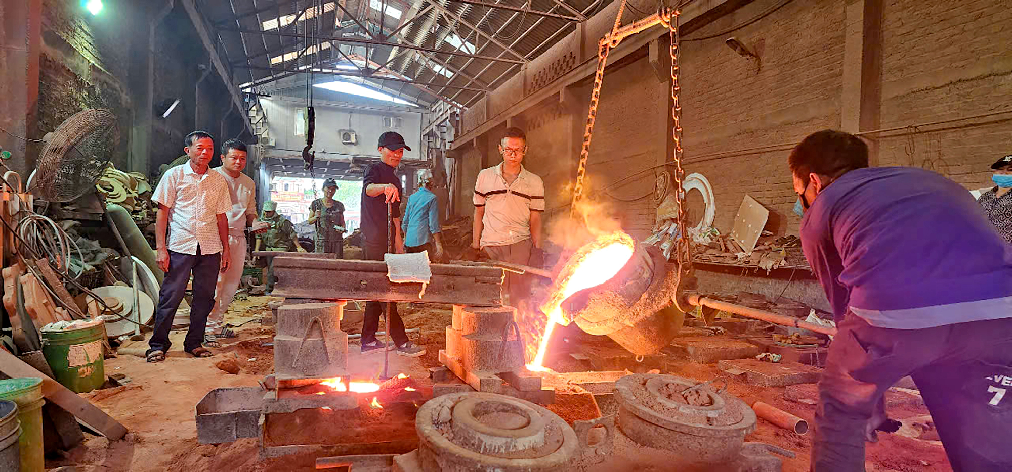 L&agrave;ng đ&uacute;c đồng 900 năm tuổi ở Th&agrave;nh Nam- Ảnh 1.