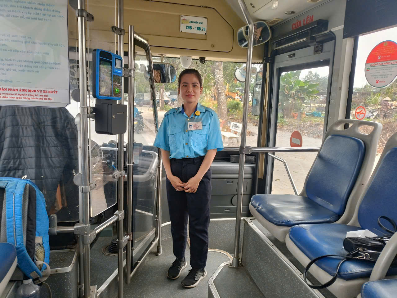 Kh&aacute;ch "đ&atilde;ng tr&iacute;" qu&ecirc;n hơn 20 triệu đồng tr&ecirc;n xe bu&yacute;t- Ảnh 1.