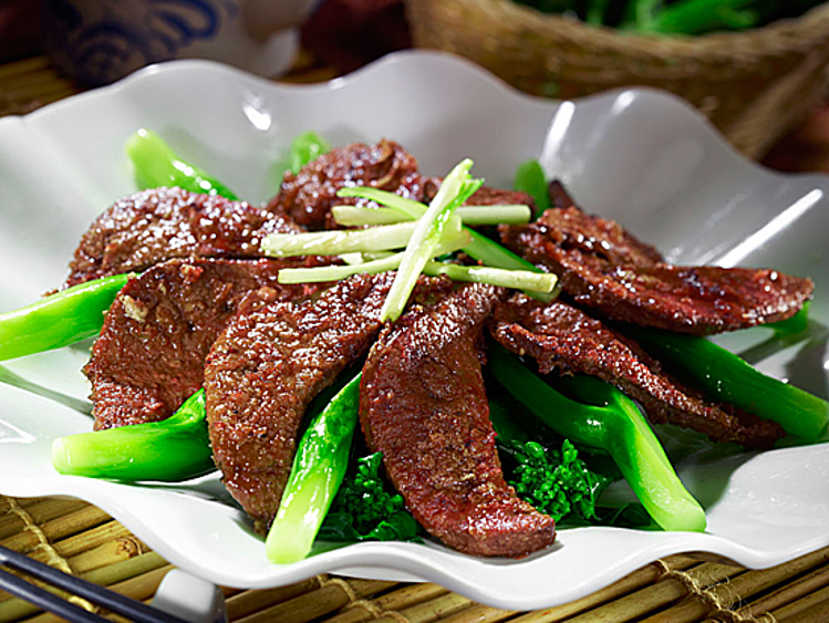 Bộ phận rẻ tiền của lợn, chất sắt gấp 10 lần thịt b&ograve;, ăn v&agrave;o m&ugrave;a đ&ocirc;ng bổ m&aacute;u, dưỡng da- Ảnh 1.