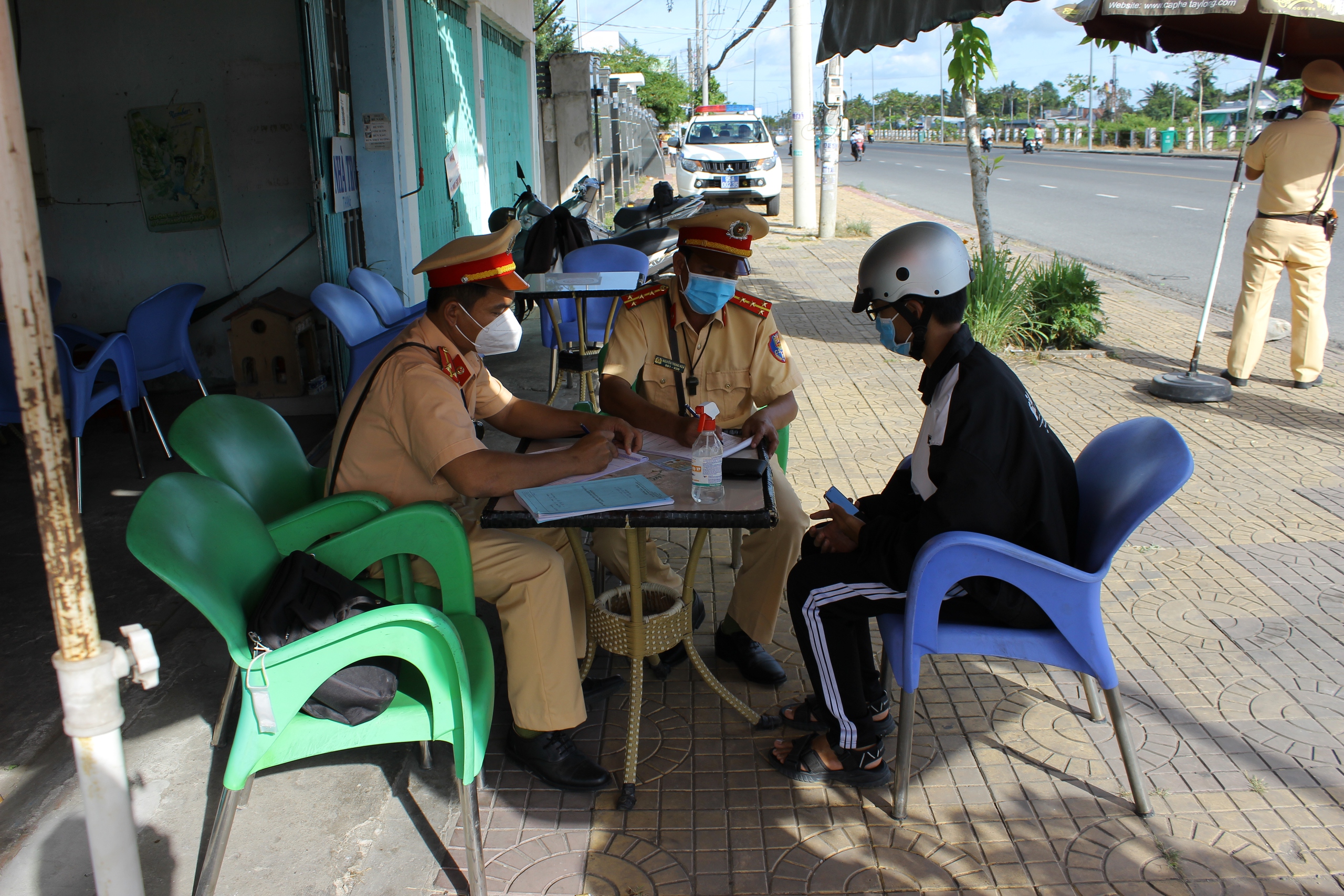 Hậu Giang ghi nhận 16 vụ tai nạn giao th&ocirc;ng li&ecirc;n quan học sinh trong năm 2024- Ảnh 1.