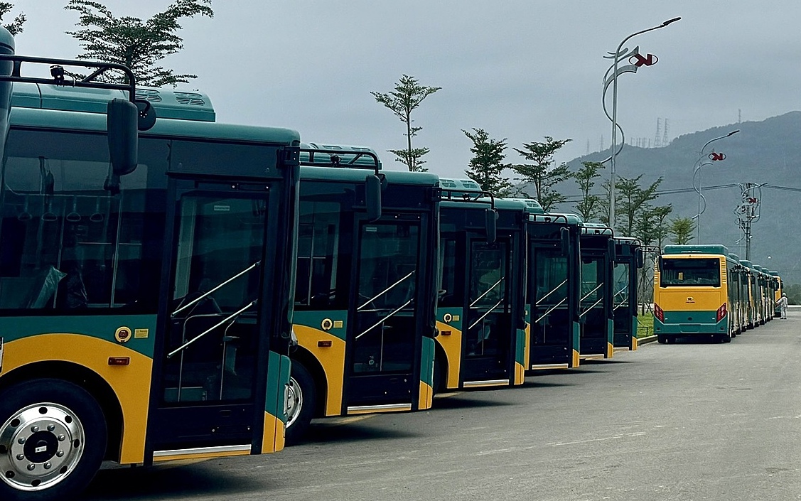 C&oacute; th&ecirc;m 150 xe bu&yacute;t điện chở kh&aacute;ch cho metro số 1 Bến Th&agrave;nh - Suối Ti&ecirc;n