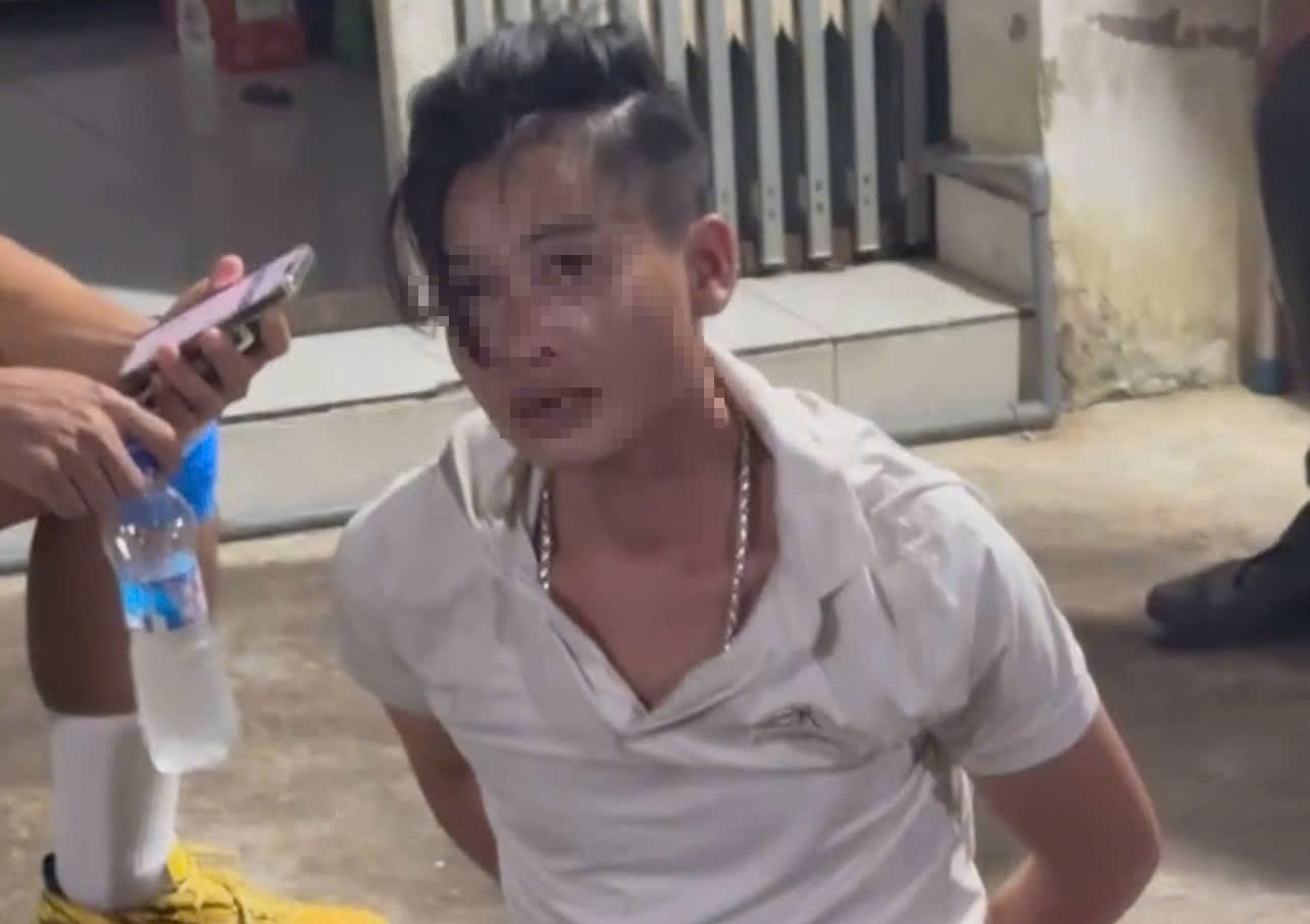 B&igrave;nh Dương: Khởi tố người đ&agrave;n &ocirc;ng mang lựu đạn nhựa đi dọa giết người- Ảnh 1.