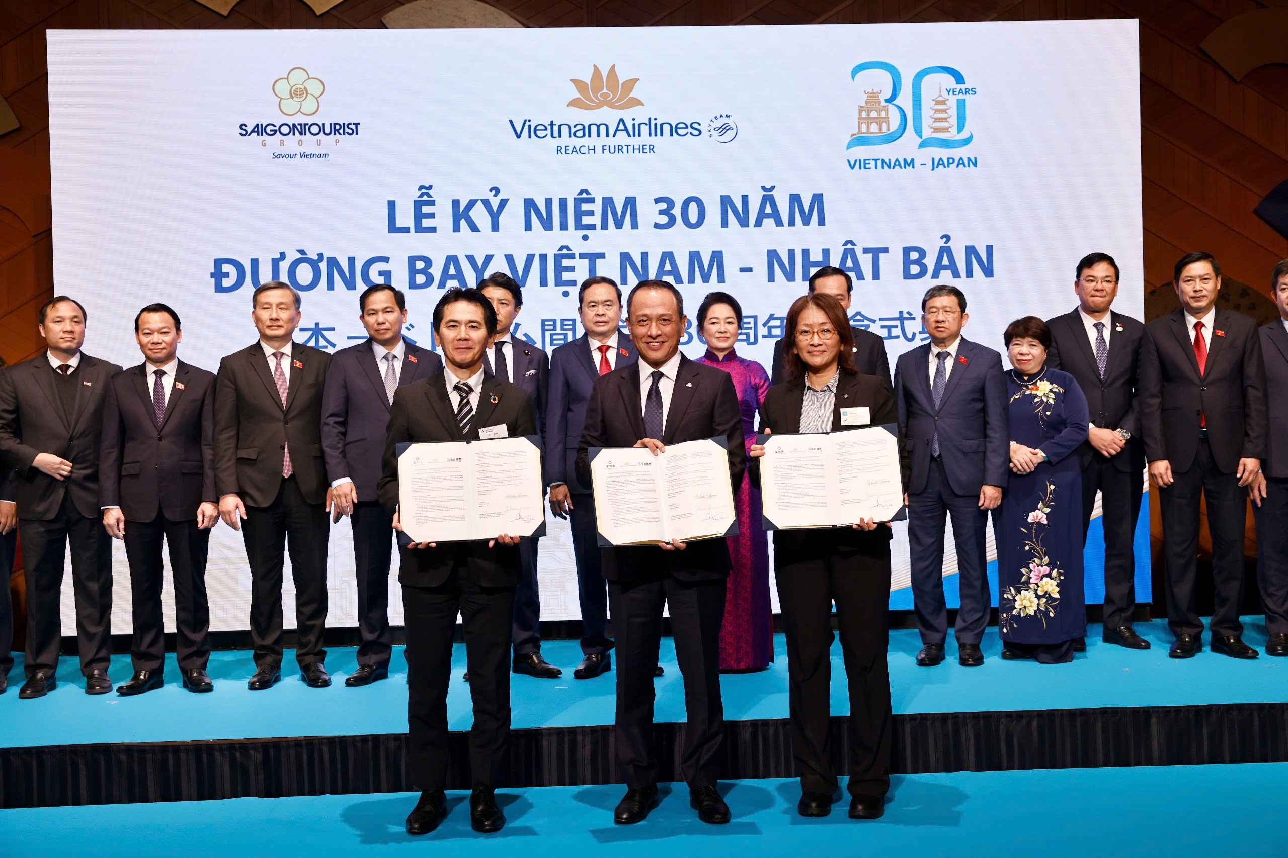 Vietnam Airlines thực hiện gần 100.000 chuyến bay tới Nhật Bản trong 30 năm- Ảnh 2.
