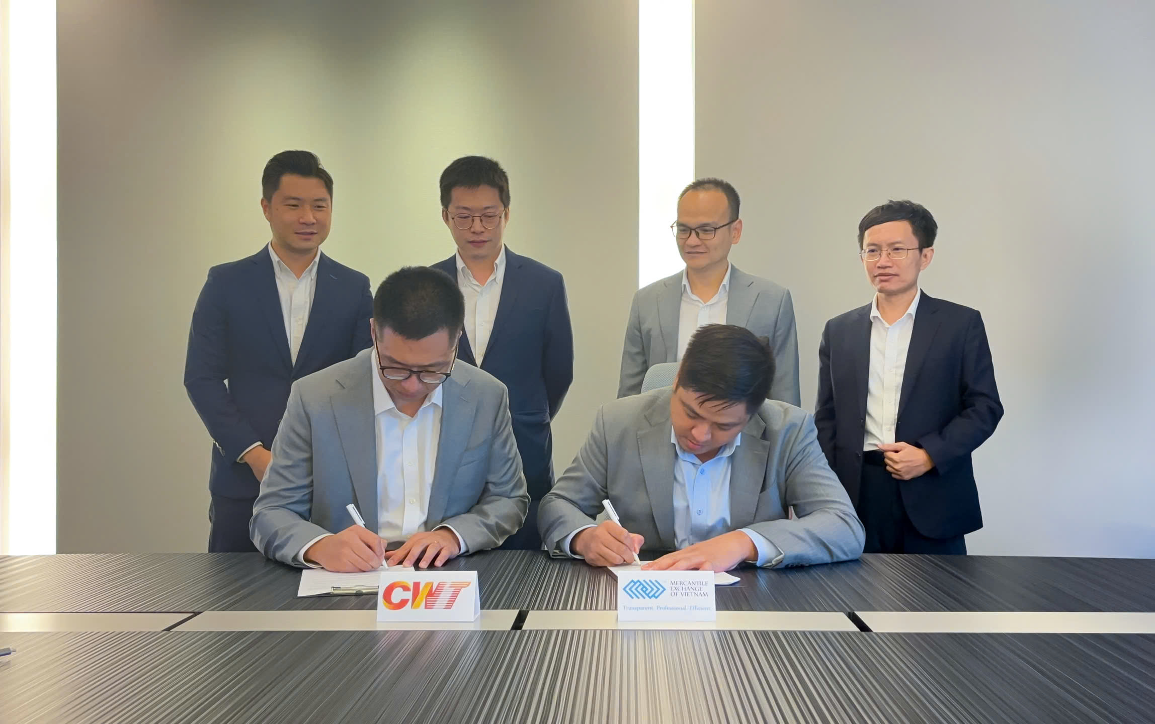 Hợp t&aacute;c giữa MXV v&agrave; CWT: Ho&agrave;n thiện chuỗi cung ứng vận chuyển h&agrave;ng h&oacute;a giao dịch to&agrave;n cầu- Ảnh 1.