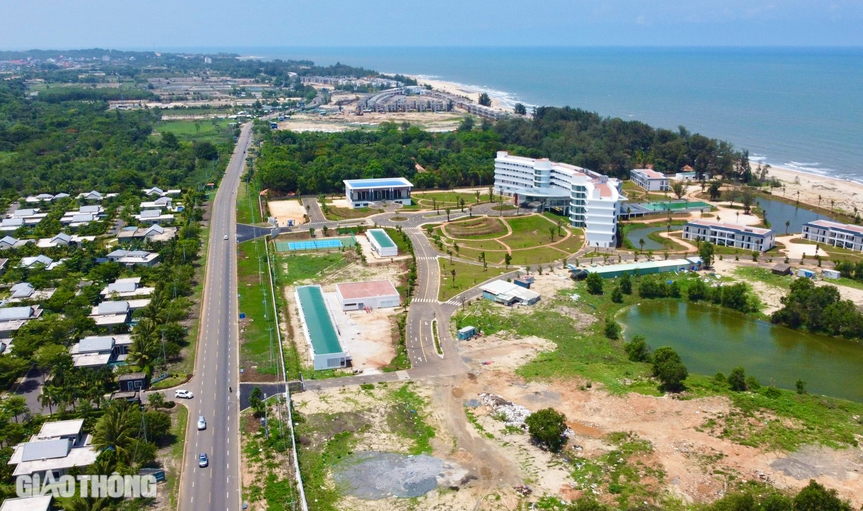 Kỳ vọng tuyến đường kết nối sân bay Long Thành giúp Hồ Tràm vươn mình mạnh mẽ- Ảnh 1. Kỳ vọng tuyến đường kết nối sân bay Long Thành giúp Hồ Tràm vươn mình mạnh mẽ- Ảnh 1.