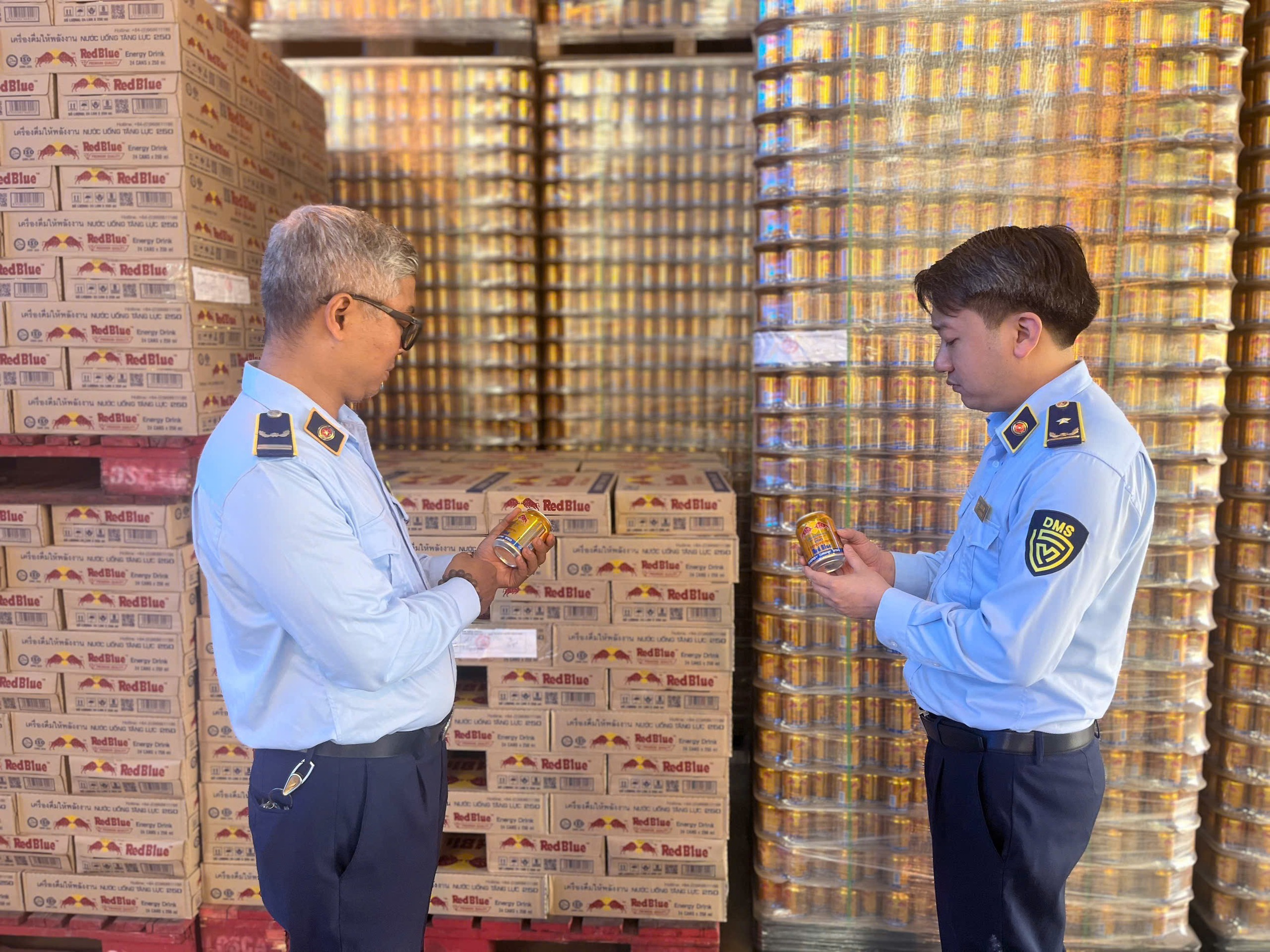 Si&ecirc;u lợi nhuận n&ecirc;n h&agrave;ng giả, vi phạm SHTT tăng cao, lực lượng QLTT cần li&ecirc;n ng&agrave;nh phối hợp- Ảnh 3.