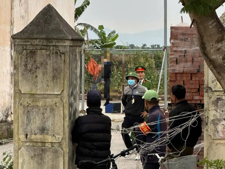 Điều tra vụ nam thanh ni&ecirc;n tử vong trong trụ sở cơ quan bỏ hoang ở Hải Ph&ograve;ng- Ảnh 1.