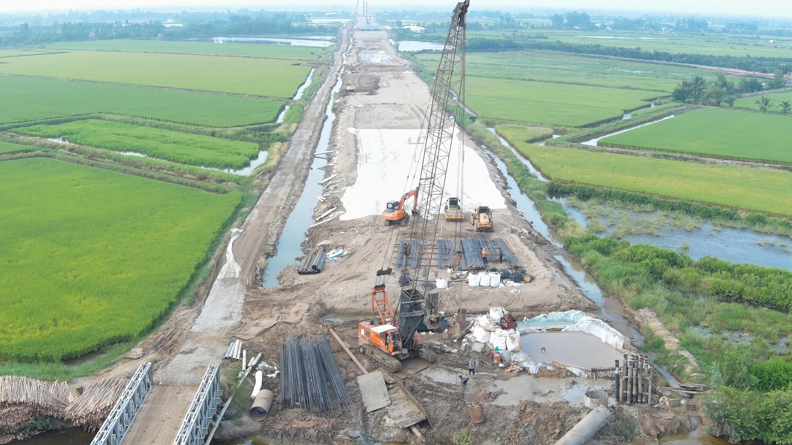 Bộ trưởng Trần Hồng Minh: Ho&agrave;n th&agrave;nh cao tốc Cần Thơ - C&agrave; Mau trong năm 2025- Ảnh 4.
