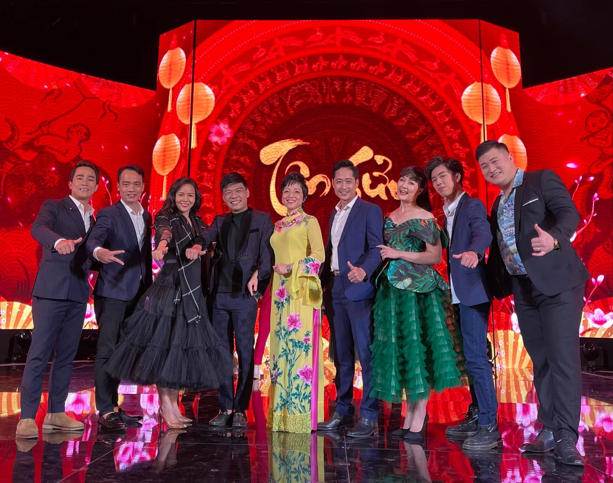 Một số nghệ sĩ trẻ từng có mặt trong Táo Quân mùa cũ, năm nay là đứng vai chính trên sân khấu. Một số nghệ sĩ trẻ từng có mặt trong Táo Quân mùa cũ, năm nay là đứng vai chính trên sân khấu.