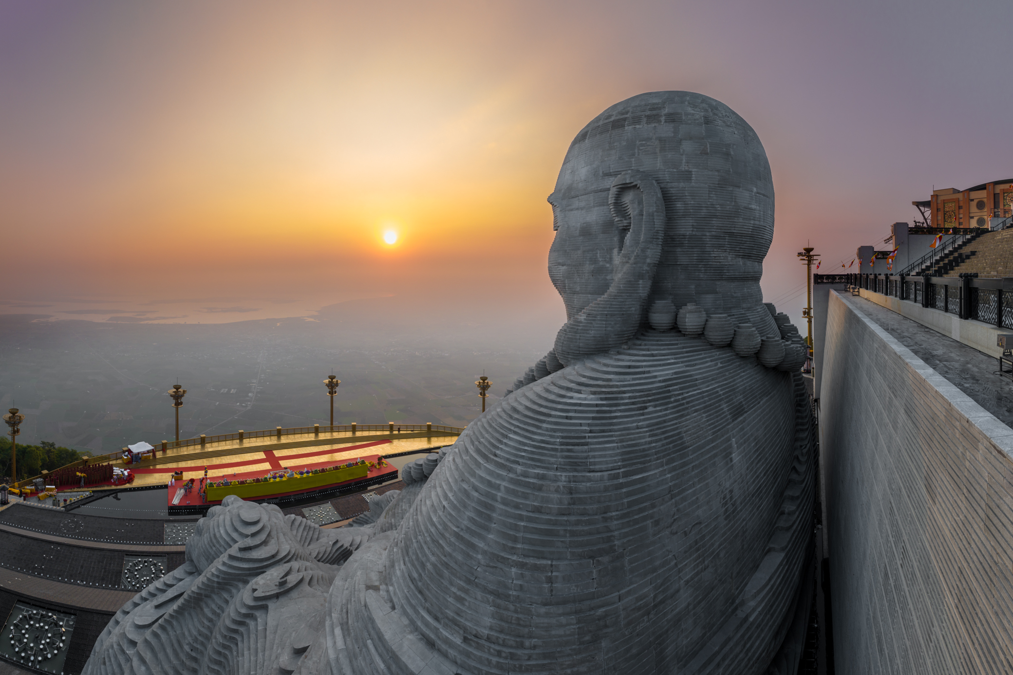 Chiêm bái tượng Phật Di Lặc ghép từ 6.688 phiến đá sa thạch ở Tây Ninh- Ảnh 6. Chiêm bái tượng Phật Di Lặc ghép từ 6.688 phiến đá sa thạch ở Tây Ninh- Ảnh 6.