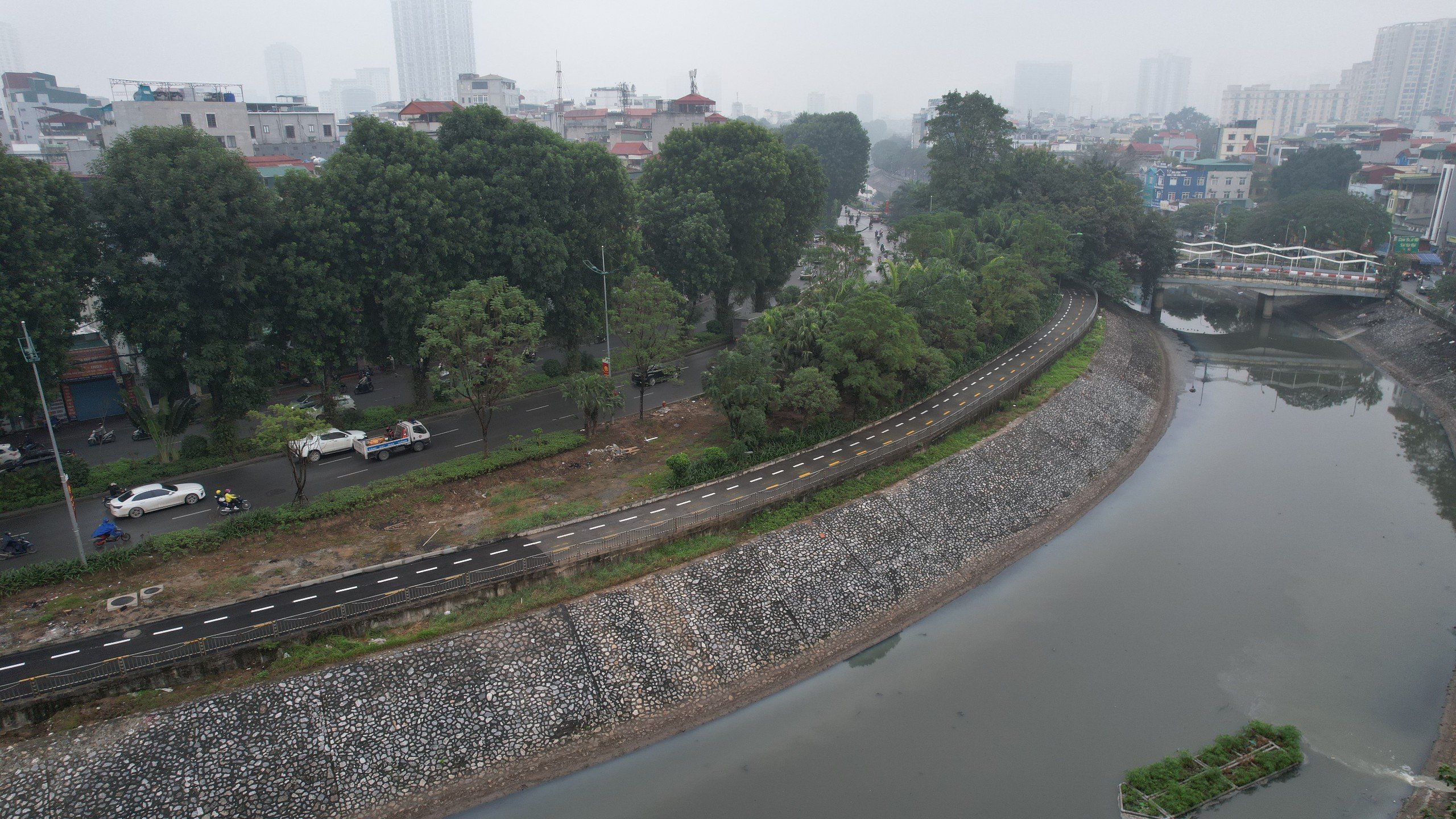 H&agrave; Nội: Ch&iacute;nh thức kh&aacute;nh th&agrave;nh l&agrave;n đường ri&ecirc;ng cho xe đạp- Ảnh 4.