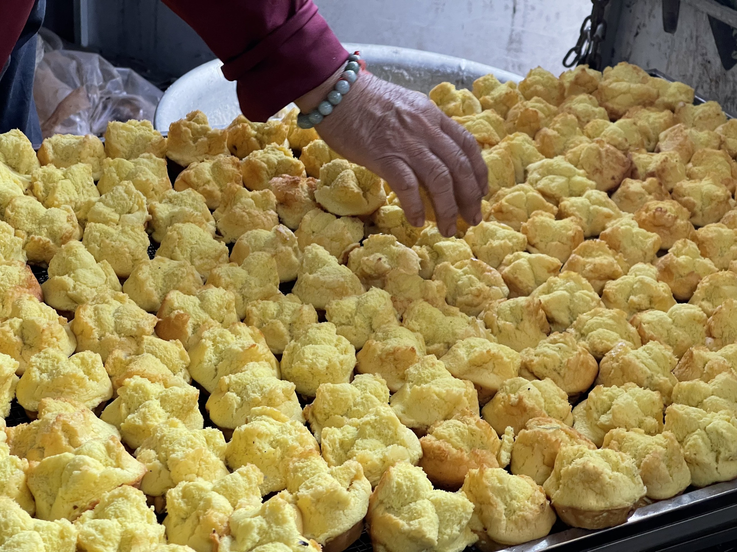 L&agrave;ng b&aacute;nh thuẫn truyền thống Quảng Ng&atilde;i tất bật ng&agrave;y cận Tết- Ảnh 10.