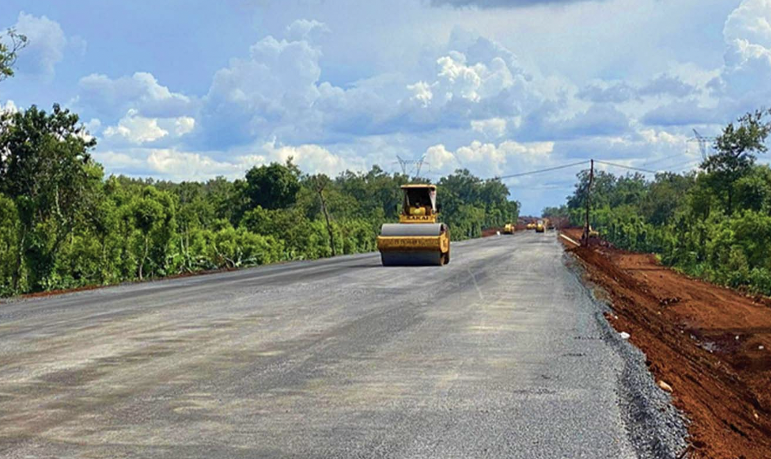 Thống nhất chủ trương đầu tư tuyến tr&aacute;nh thị trấn Vụ Bản tại Ho&agrave; B&igrave;nh- Ảnh 1.