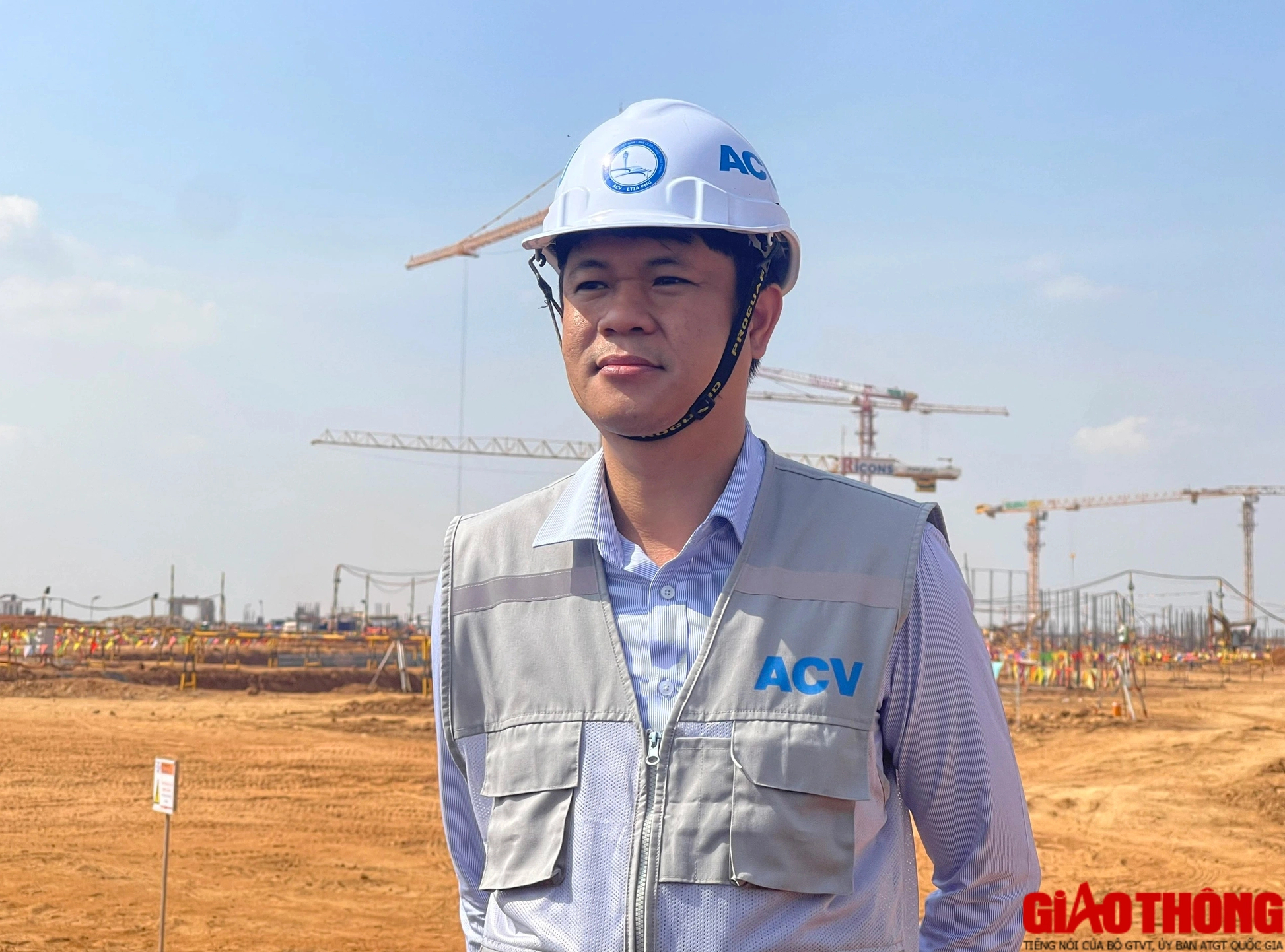 2.000 kỹ sư, c&ocirc;ng nh&acirc;n miệt m&agrave;i thi c&ocirc;ng nh&agrave; ga s&acirc;n bay Long Th&agrave;nh những ng&agrave;y gi&aacute;p Tết- Ảnh 16.