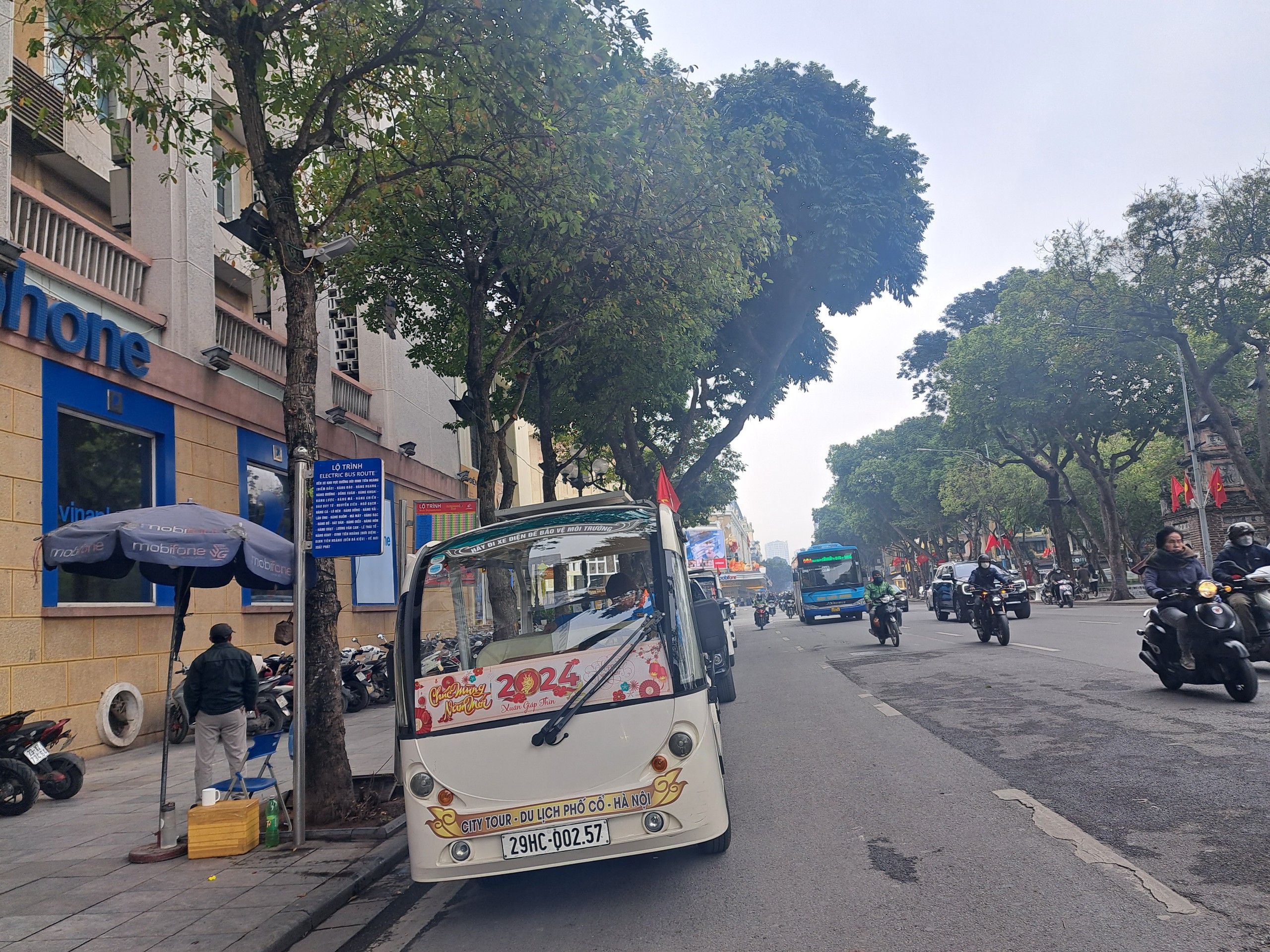 H&agrave; Nội sắp c&oacute; tuyến xe điện Ho&agrave;n Kiếm - Ho&agrave;ng th&agrave;nh Thăng Long- Ảnh 1.