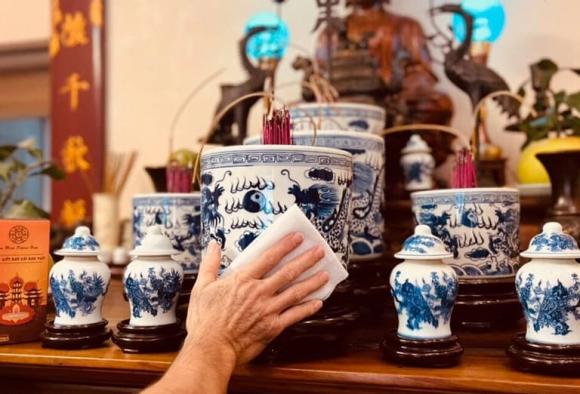 Hướng dẫn bao s&aacute;i b&agrave;n thờ đ&uacute;ng c&aacute;ch năm 2024 gi&uacute;p gia chủ đ&oacute;n t&agrave;i lộc- Ảnh 1.