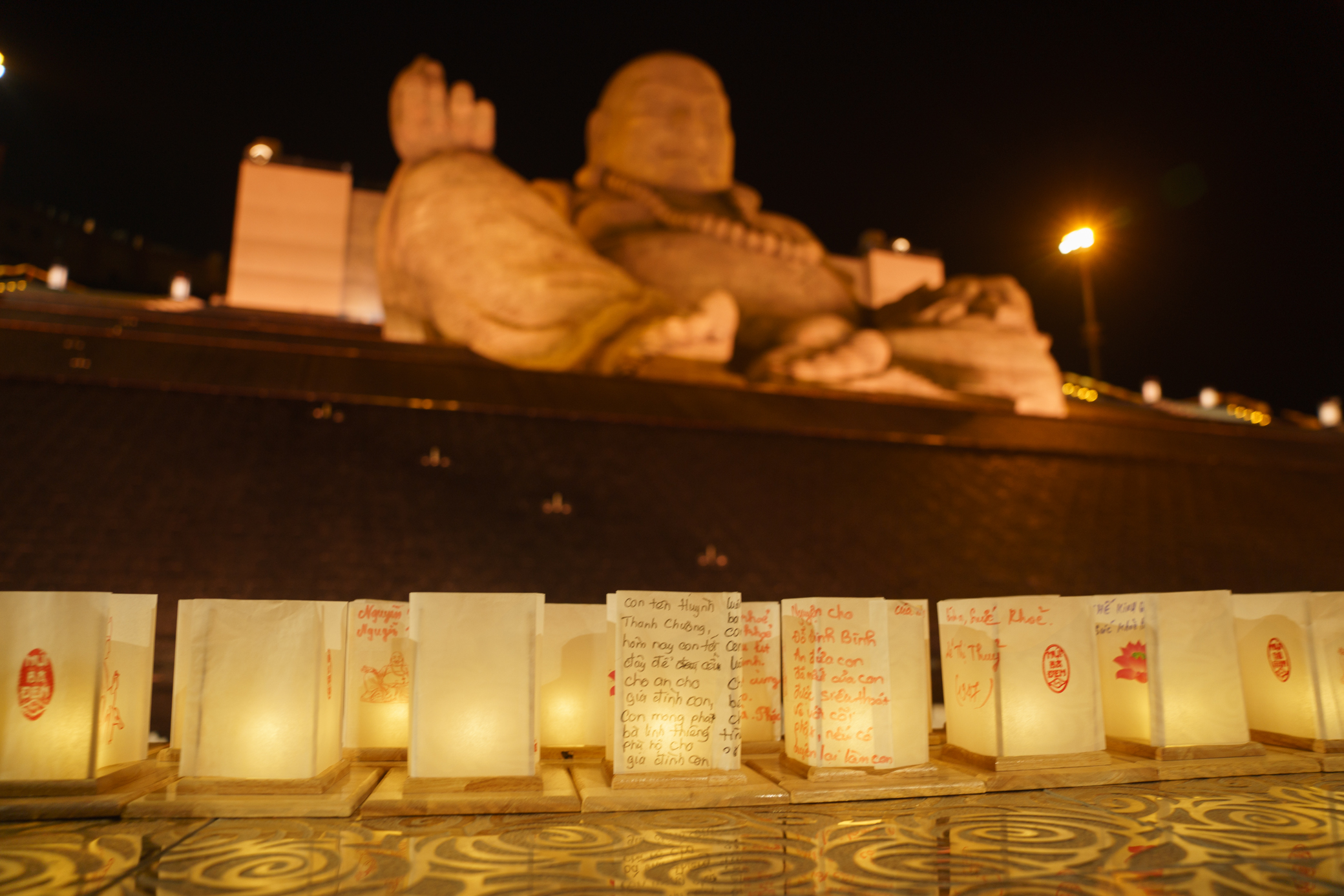 Chiêm bái tượng Phật Di Lặc ghép từ 6.688 phiến đá sa thạch ở Tây Ninh- Ảnh 12. Chiêm bái tượng Phật Di Lặc ghép từ 6.688 phiến đá sa thạch ở Tây Ninh- Ảnh 12.