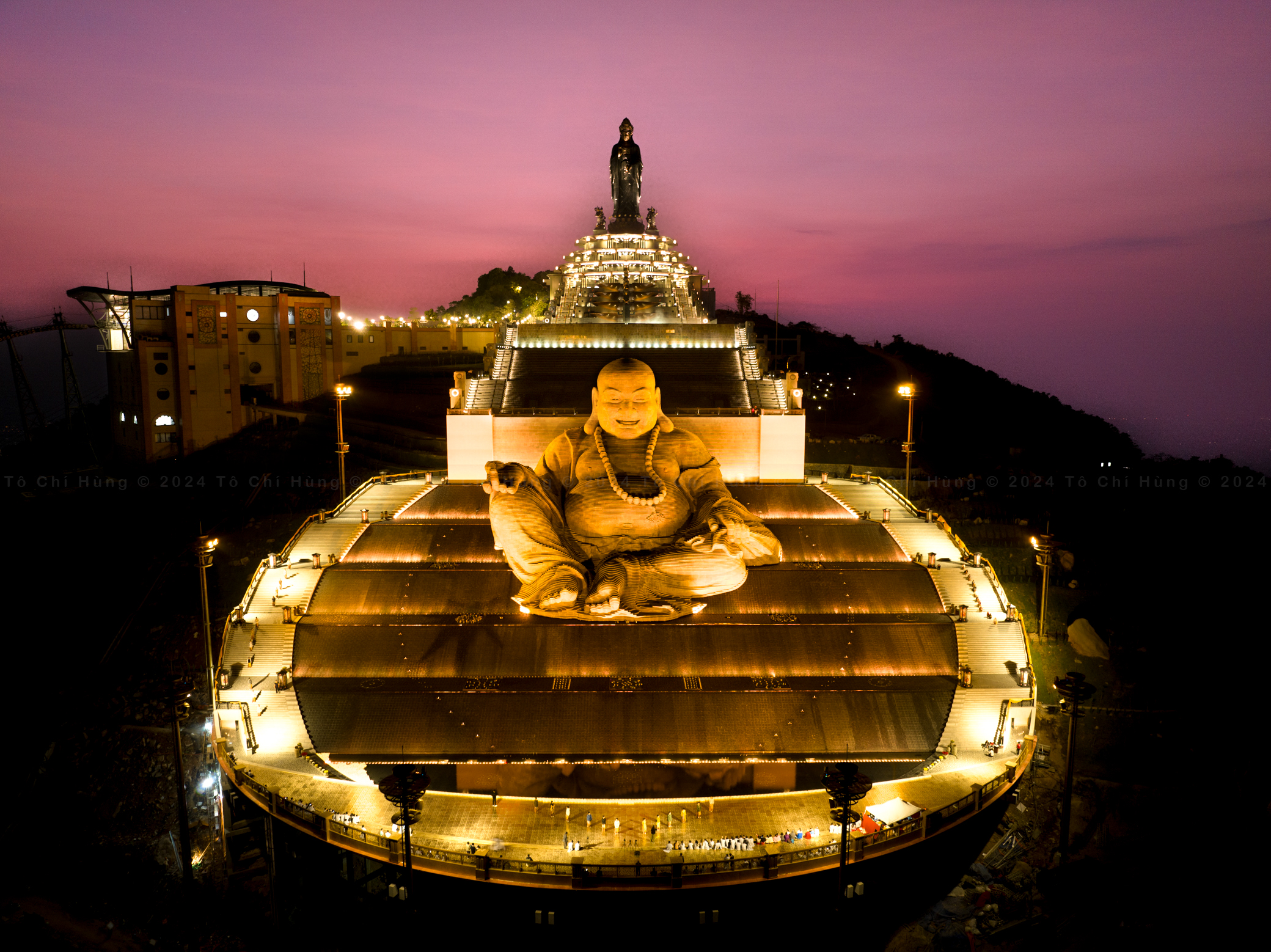 Chiêm bái tượng Phật Di Lặc ghép từ 6.688 phiến đá sa thạch ở Tây Ninh- Ảnh 14. Chiêm bái tượng Phật Di Lặc ghép từ 6.688 phiến đá sa thạch ở Tây Ninh- Ảnh 14.