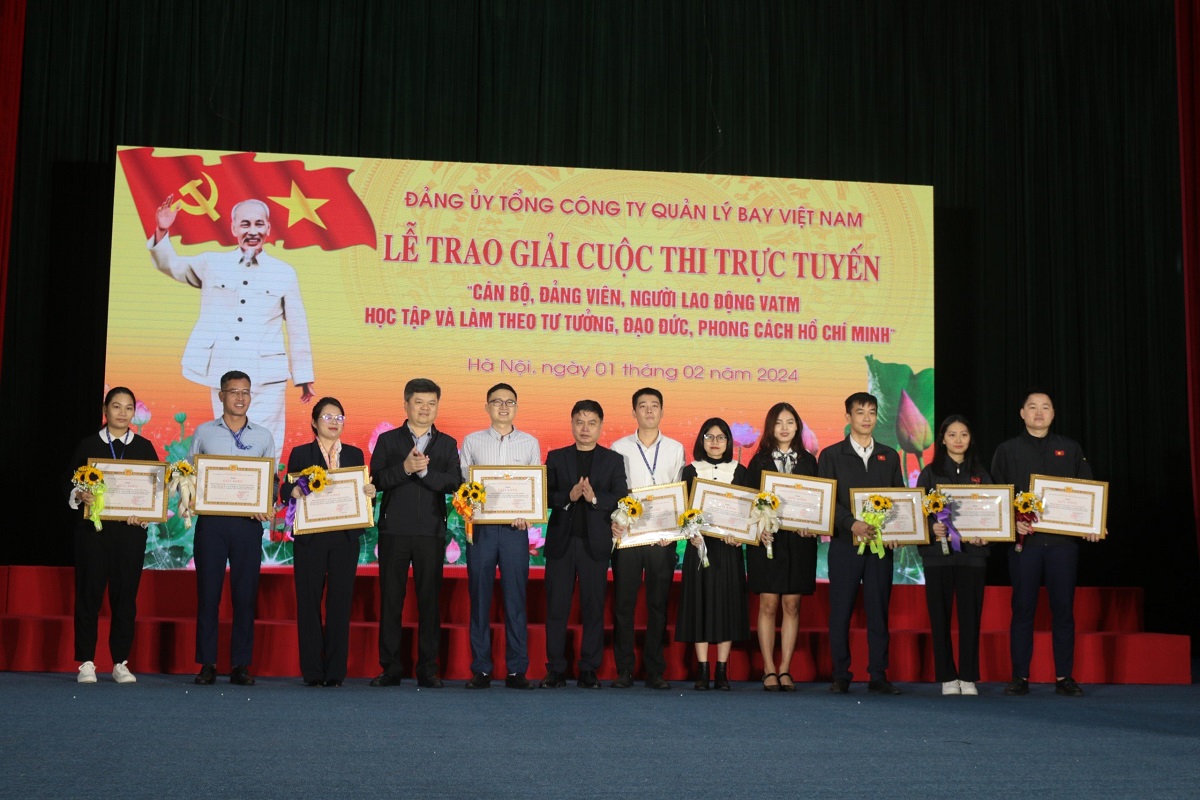 VATM trao giải cuộc thi học tập v&agrave; l&agrave;m theo tư tưởng, đạo đức Chủ tịch Hồ Ch&iacute; Minh- Ảnh 4.