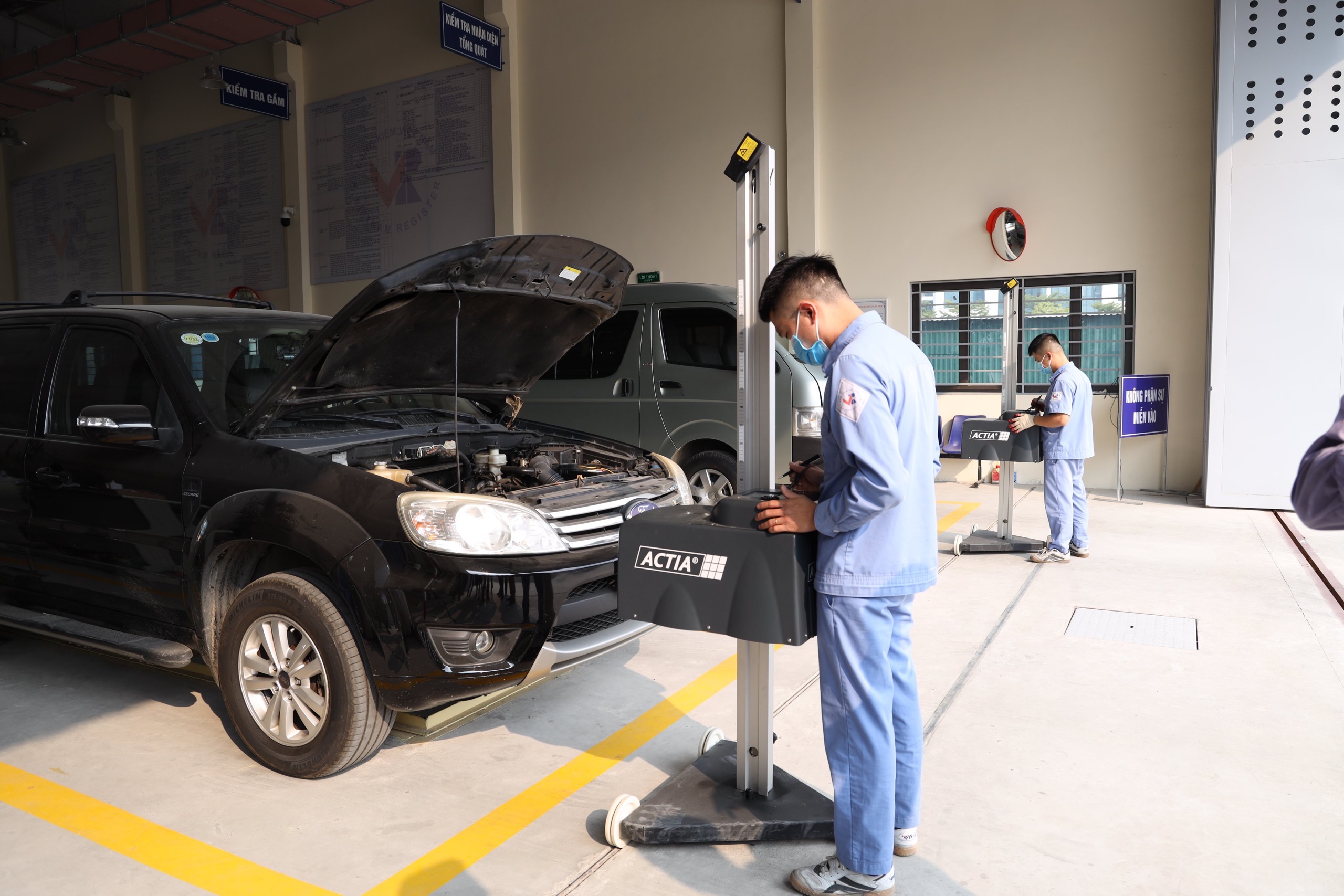 Mất giấy chứng nhận đăng kiểm, xin cấp lại thế n&agrave;o?- Ảnh 1.