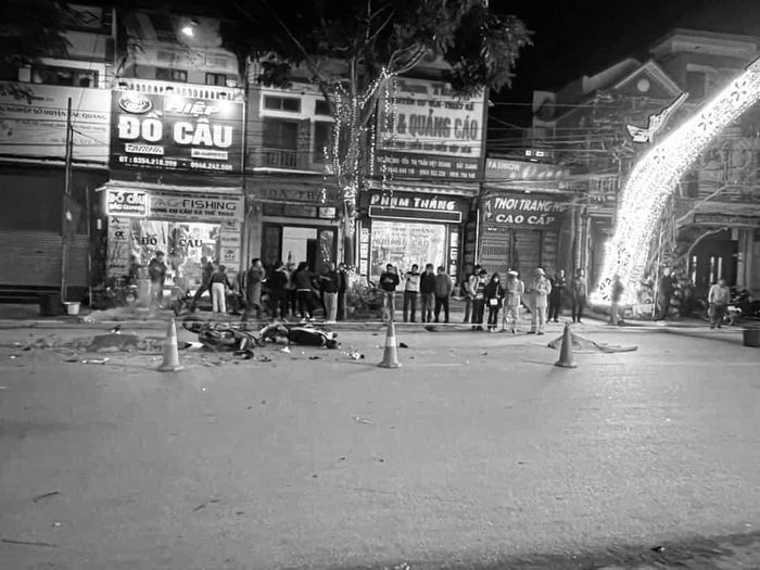 Tai nạn ở H&agrave; Giang tối m&ugrave;ng 1 Tết, hai người tử vong- Ảnh 1.