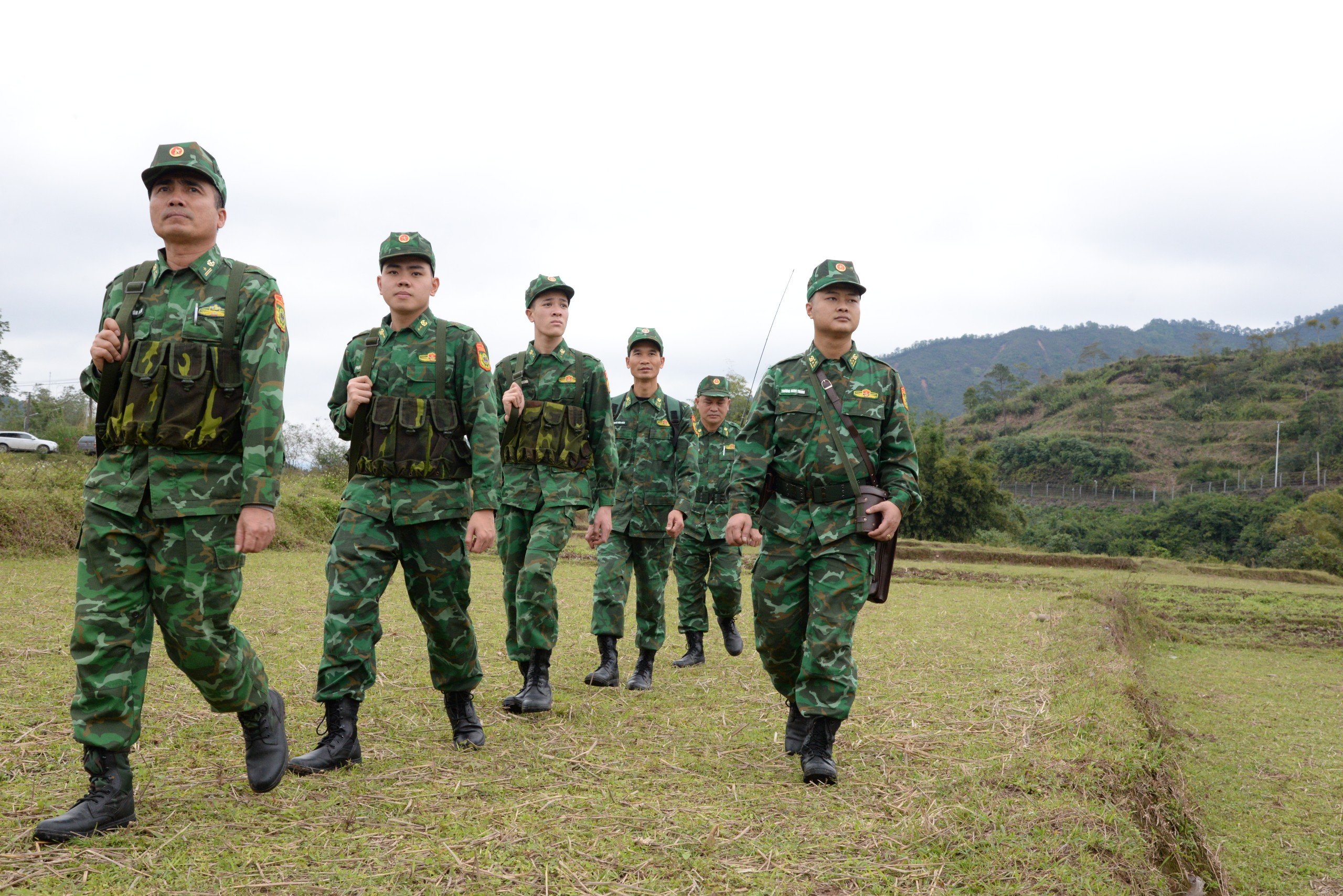 L&iacute;nh bi&ecirc;n ph&ograve;ng xuy&ecirc;n Tết bảo vệ bi&ecirc;n cương - Ảnh 2.