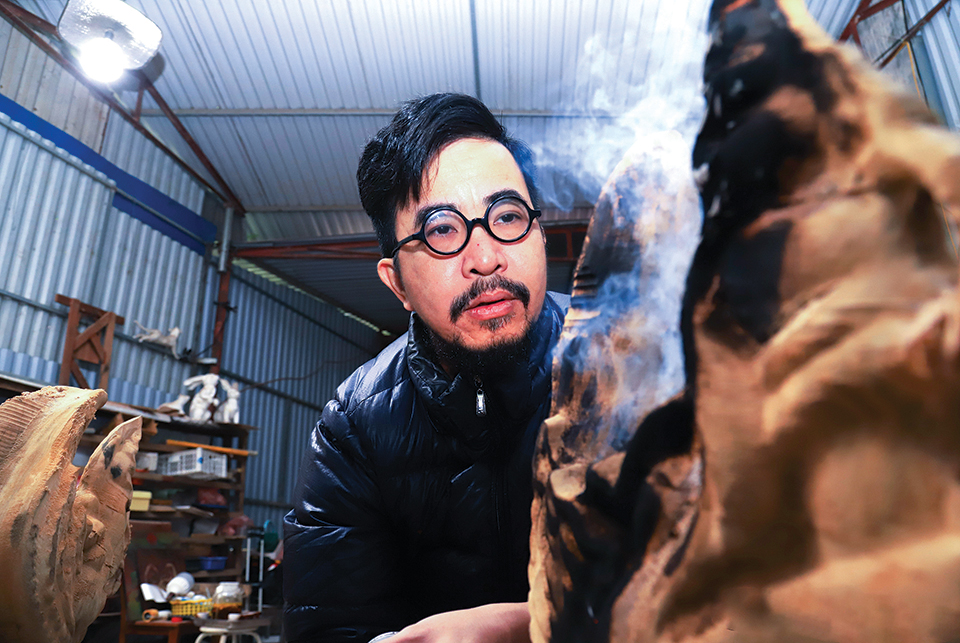 &ldquo;Ph&ugrave; thủy&rdquo; sơn m&agrave;i kiếm tiền tỷ từ t&aacute;c phẩm độc bản- Ảnh 1.