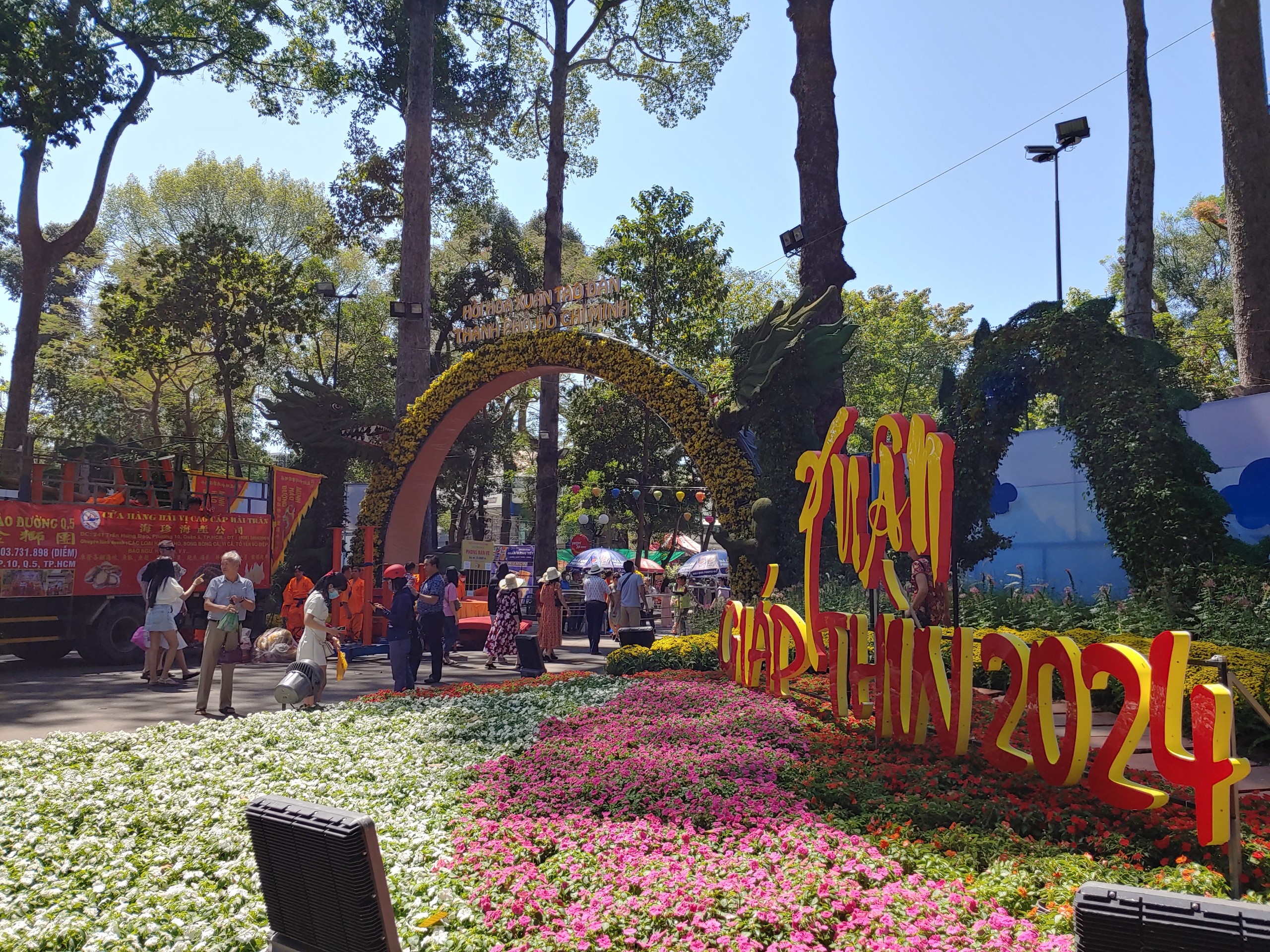 C&aacute;c khu vui chơi ở TP.HCM tấp nập kh&aacute;ch du xu&acirc;n- Ảnh 10.