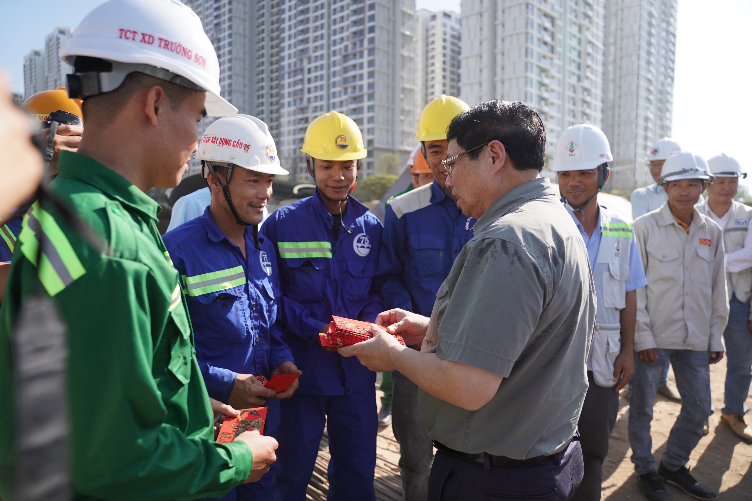 Thủ tướng: X&aacute;c định 2024 l&agrave; năm tăng tốc V&agrave;nh đai 3 TP.HCM- Ảnh 5.