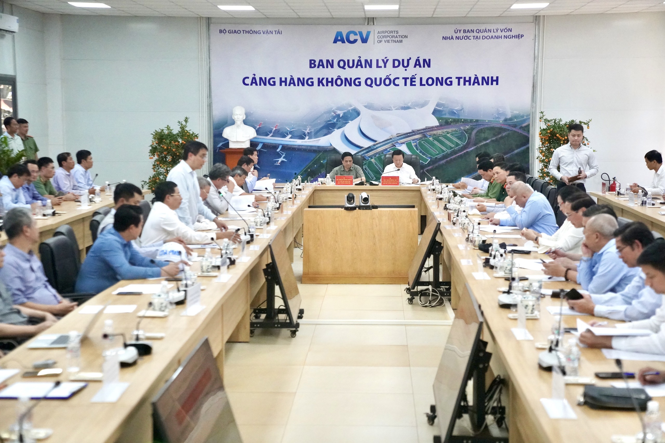 Thủ tướng: Phải vội v&atilde;, vất vả hơn để ho&agrave;n th&agrave;nh s&acirc;n bay Long Th&agrave;nh- Ảnh 5.