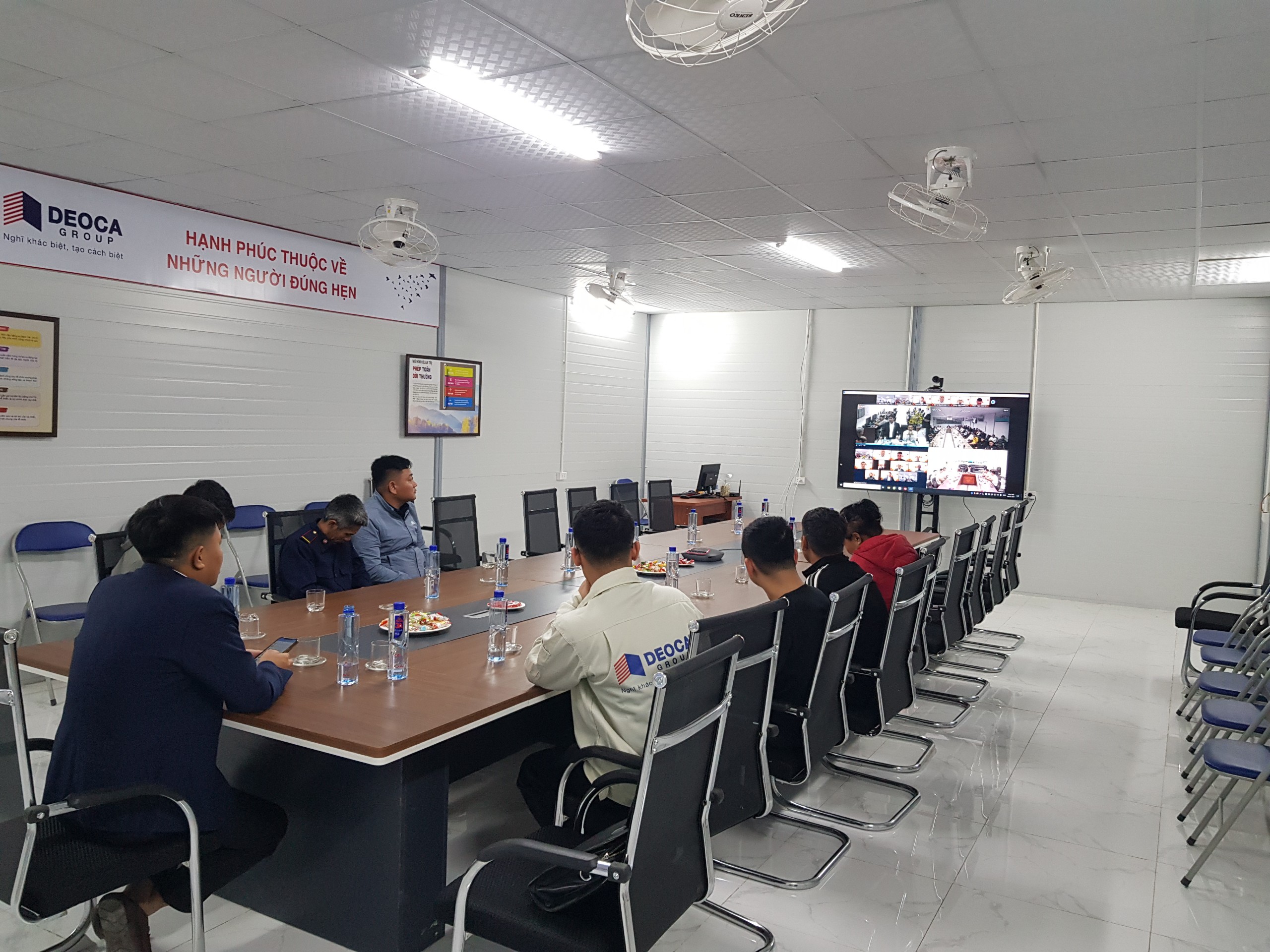 Rộn tiếng m&aacute;y tr&ecirc;n c&ocirc;ng trường cao tốc Tuy&ecirc;n Quang - H&agrave; Giang ngay đầu năm mới- Ảnh 3.