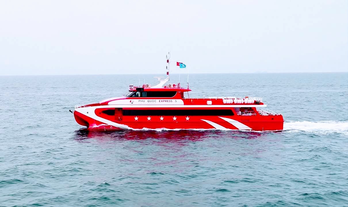 Thuyền vi&ecirc;n l&agrave;m việc tr&ecirc;n t&agrave;u cao tốc phải được đ&agrave;o tạo những g&igrave;?- Ảnh 1.