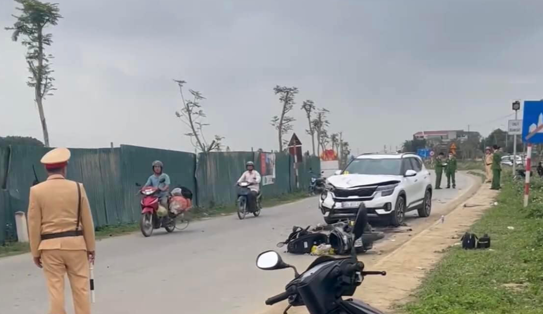 Cặp vợ chồng tử vong thương t&acirc;m sau va chạm với &ocirc; t&ocirc;- Ảnh 1.