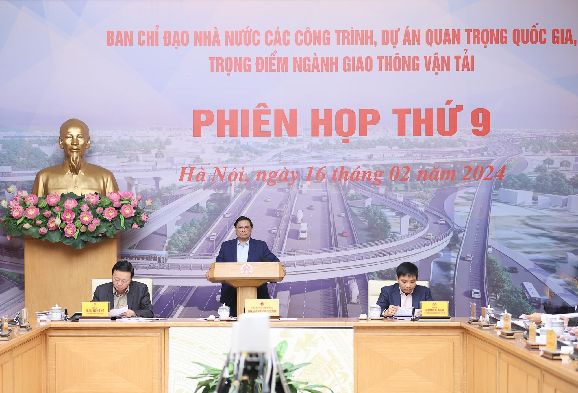 Thủ tướng: Giao th&ocirc;ng giải ng&acirc;n 422.000 tỷ đồng l&agrave; việc rất kh&oacute; nhưng kh&ocirc;ng b&agrave;n l&ugrave;i- Ảnh 3.