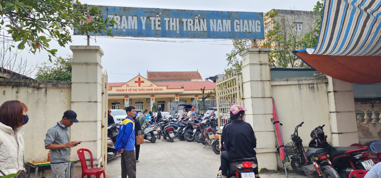 Du kh&aacute;ch đổ về chợ Viềng, gần 500 c&ocirc;ng an đảm bảo an ninh, trật tự- Ảnh 10.