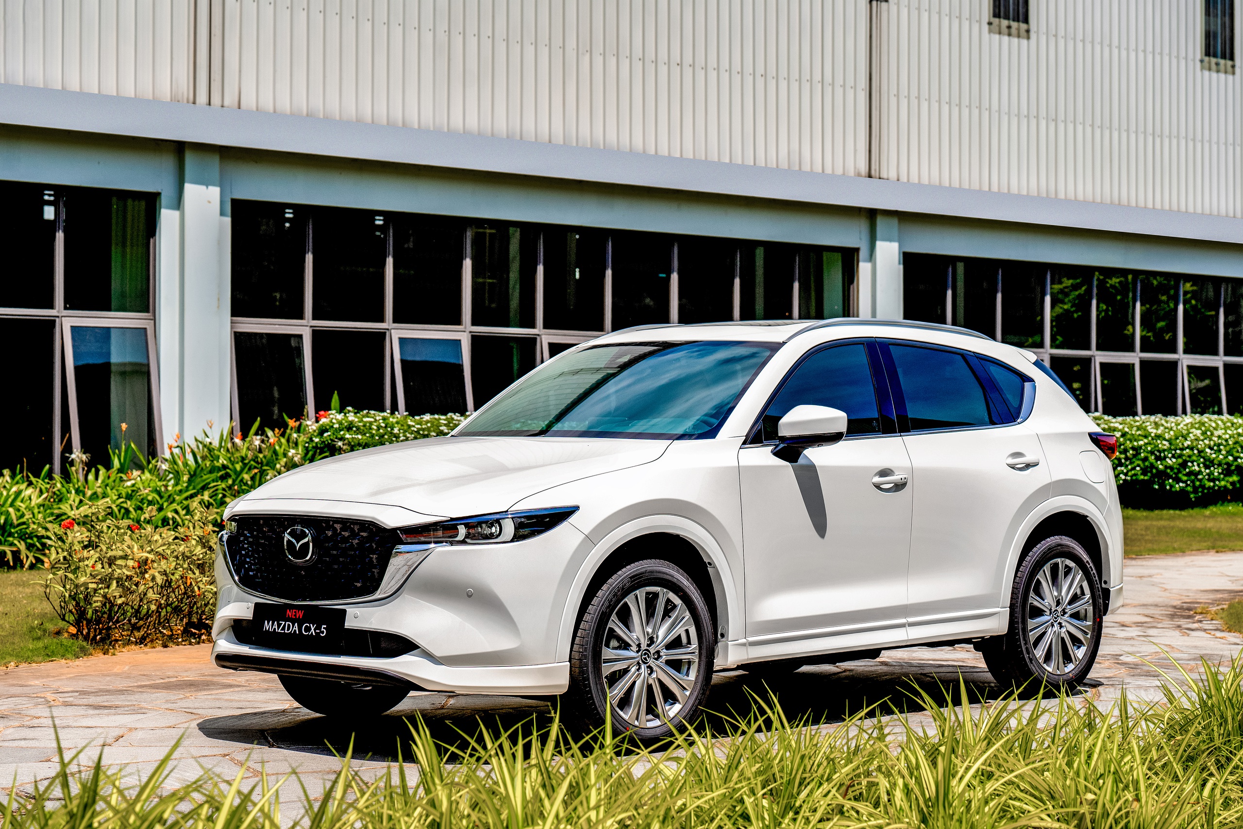 Mazda CX-5 tại Việt Nam có bản giá rẻ, quyết giữ ngôi đầu- Ảnh 2.
