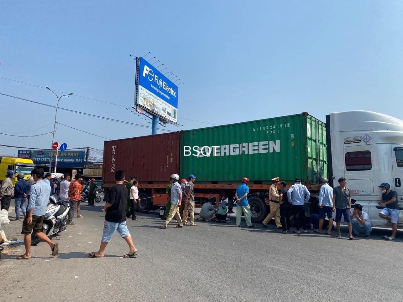 Sớm xử lý điểm đen tai nạn trên QL51 đoạn ngã ba Nhơn Trạch đến vòng xoay cao tốc- Ảnh 1. Sớm xử lý điểm đen tai nạn trên QL51 đoạn ngã ba Nhơn Trạch đến vòng xoay cao tốc- Ảnh 1.