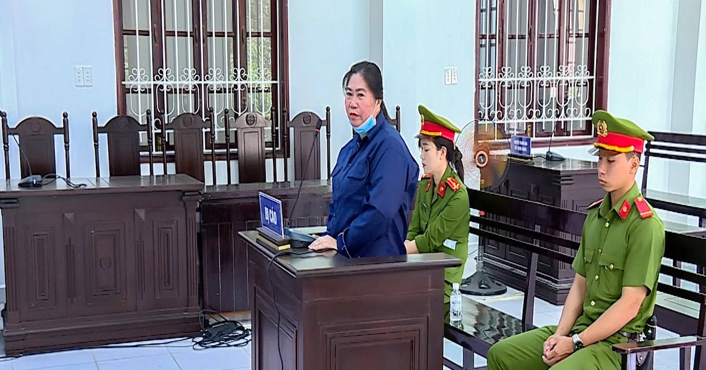 Nhận hối lộ 40 triệu đồng, ph&oacute; ch&aacute;nh &aacute;n TAND thị x&atilde; l&atilde;nh &aacute;n 4 năm t&ugrave;- Ảnh 1.