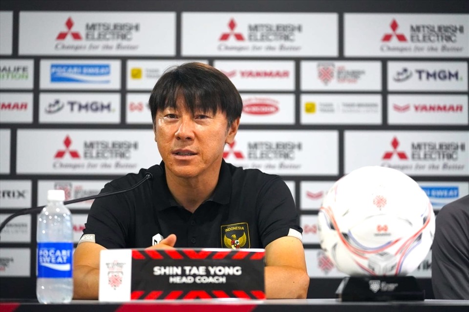 HLV Shin Tae-yong c&oacute; h&agrave;nh động g&acirc;y 