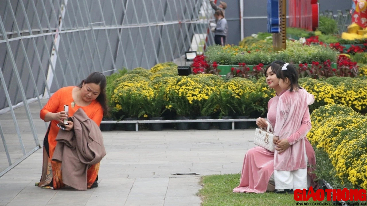 Trầm trồ trước linh vật Trầm trồ trước linh vật