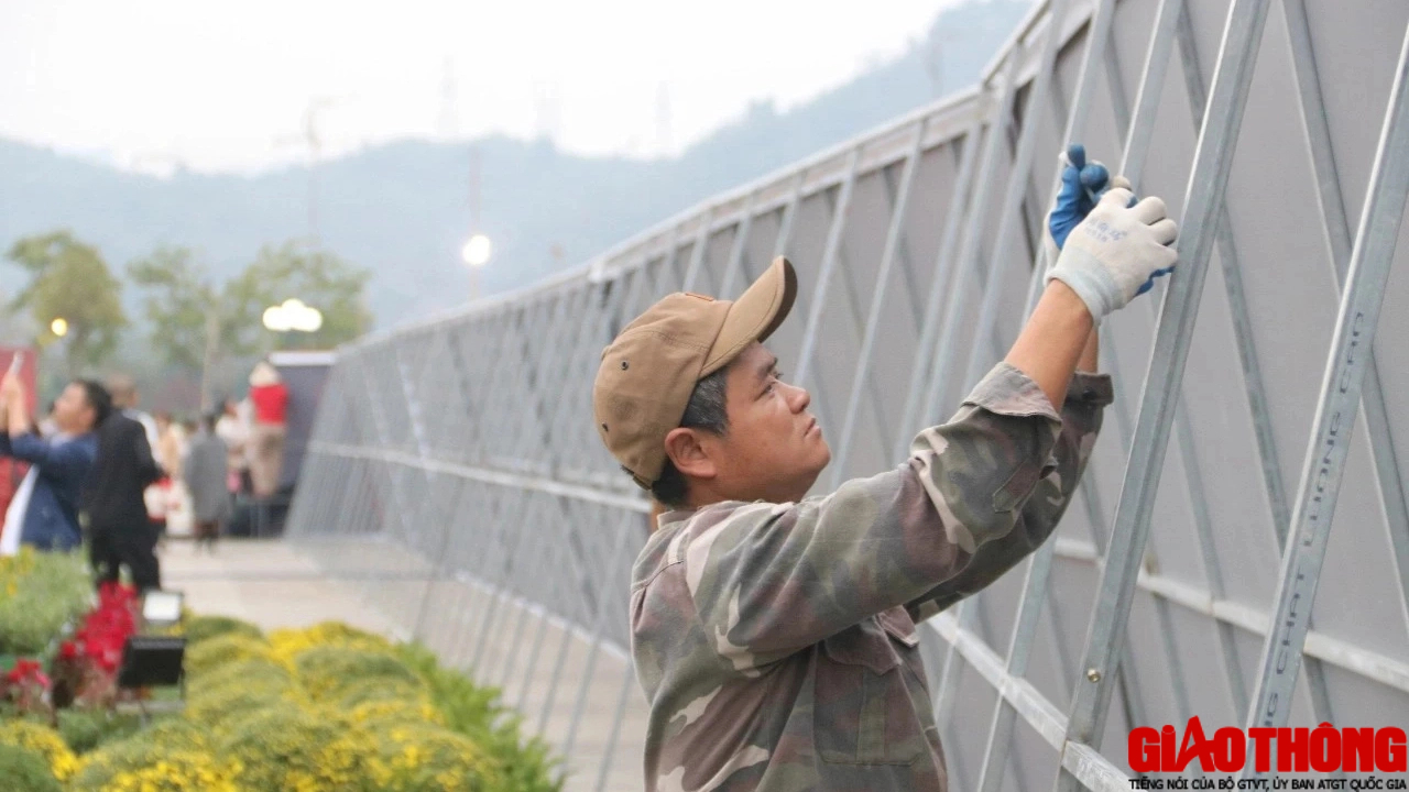 Trầm trồ trước linh vật Trầm trồ trước linh vật