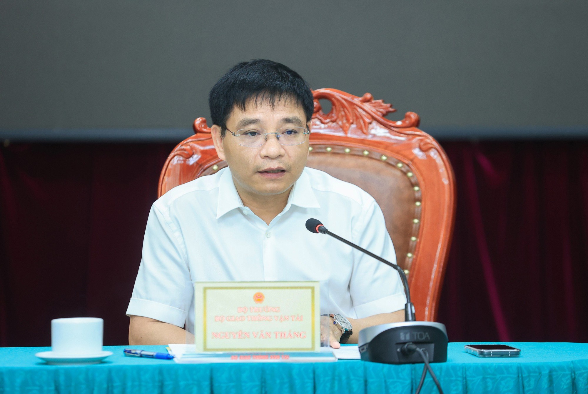 Tiếp thu phản &aacute;nh, r&agrave; so&aacute;t, điều chỉnh tổ chức giao th&ocirc;ng cao tốc Cam Lộ - La Sơn- Ảnh 1.