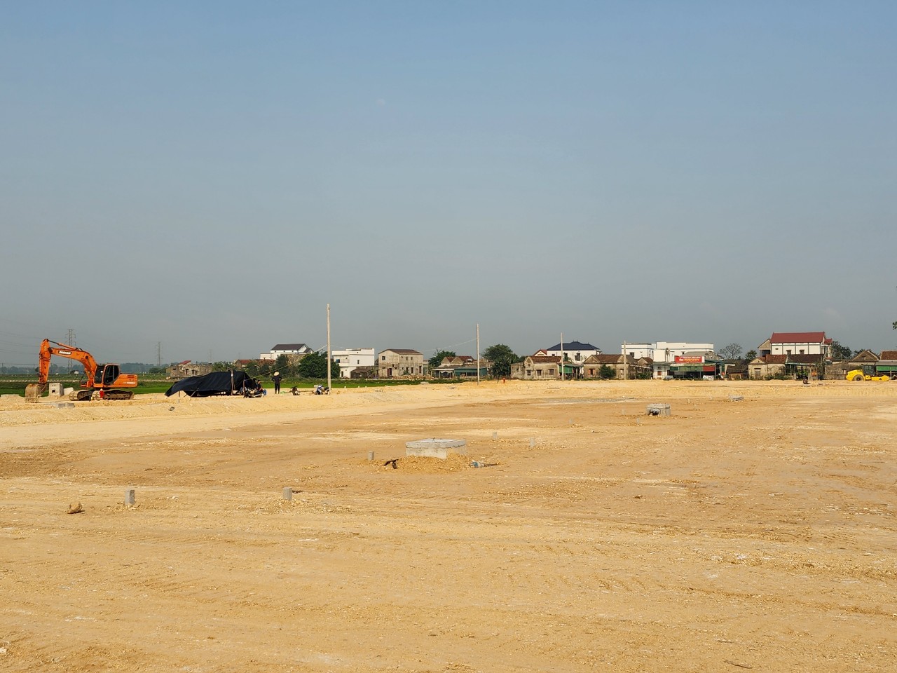 Gấp rút thi công khu tái định cư dự án cao tốc sau chuyến thị sát của Phó thủ tướng- Ảnh 5. Gấp rút thi công khu tái định cư dự án cao tốc sau chuyến thị sát của Phó thủ tướng- Ảnh 5.