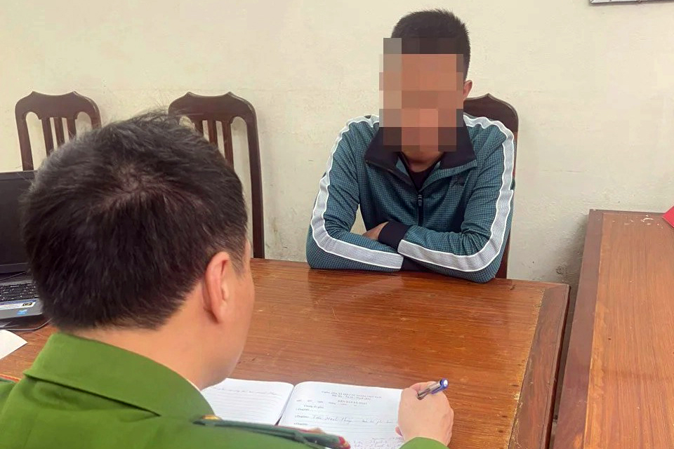 Bị t&agrave;i xế &ocirc; t&ocirc; đạp ng&atilde;, người đi xe m&aacute;y kh&ocirc;ng y&ecirc;u cầu g&igrave; th&igrave; c&oacute; xử l&yacute; được kh&ocirc;ng?- Ảnh 1.