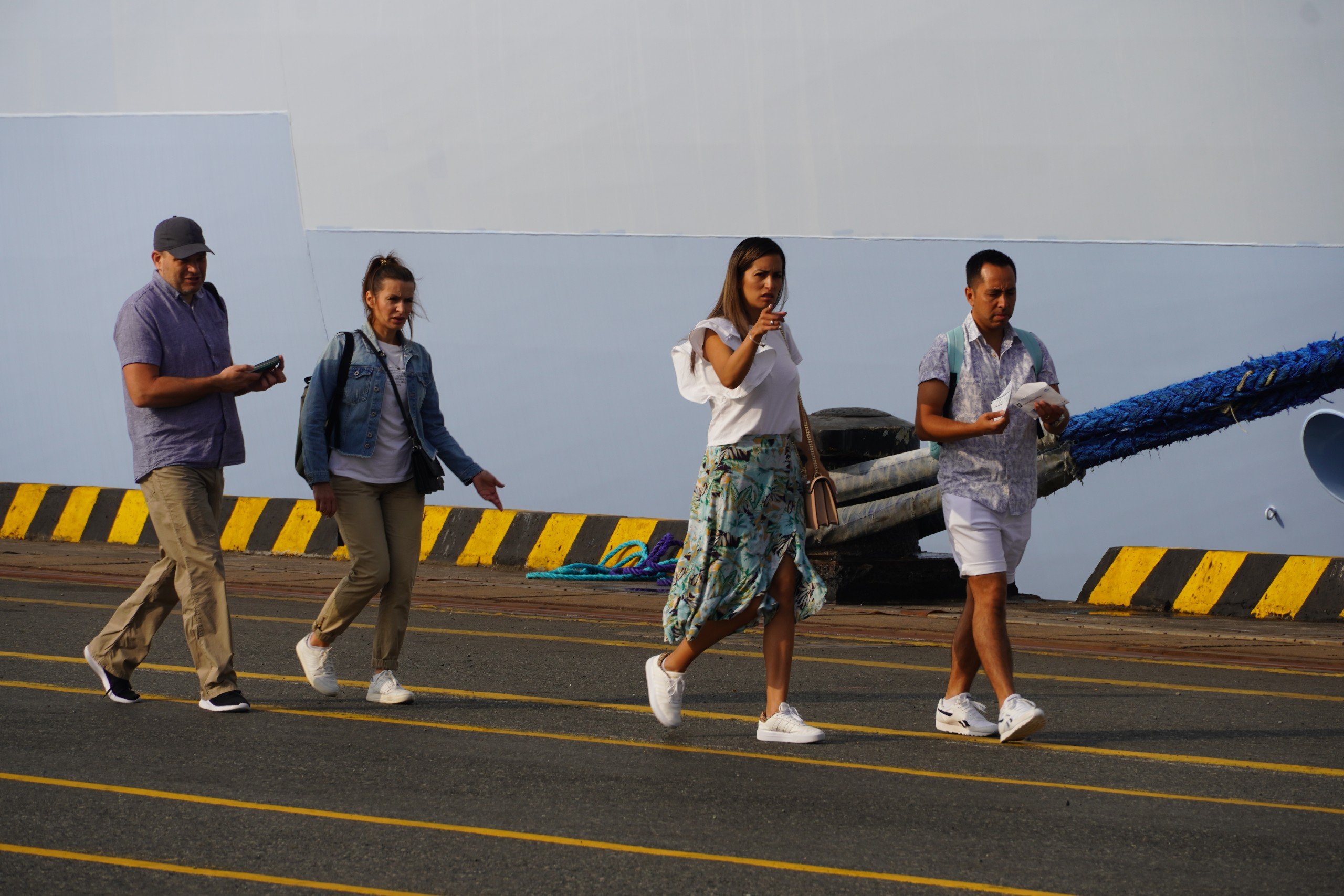 Siêu tàu Spectrum of The Seas đưa 4.485 khách quốc tế tới Bà Rịa - Vũng Tàu- Ảnh 2. Siêu tàu Spectrum of The Seas đưa 4.485 khách quốc tế tới Bà Rịa - Vũng Tàu- Ảnh 2.